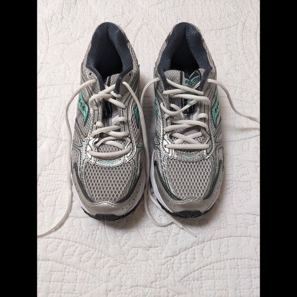 Women Saucony Grid Phantom 10 Running Shoes Mint Gray Silver - Picture 1 of 5